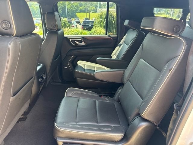 2023 Chevrolet Suburban 2WD 4dr Premier