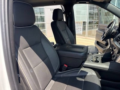 2023 Chevrolet Suburban 2WD 4dr Premier