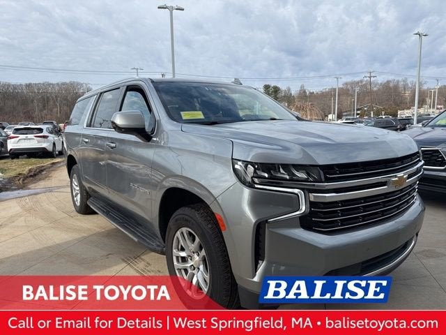 2023 Chevrolet Suburban 4WD 4dr LT