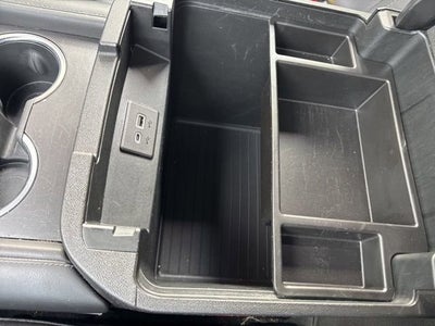 2023 Chevrolet Suburban 4WD 4dr LT