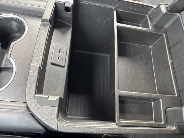 2023 Chevrolet Suburban 4WD 4dr LT