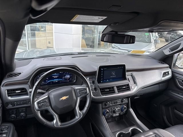 2023 Chevrolet Suburban 4WD 4dr LT