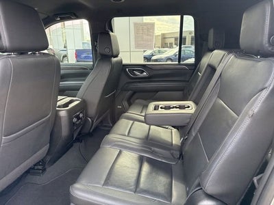 2023 Chevrolet Suburban 4WD 4dr LT
