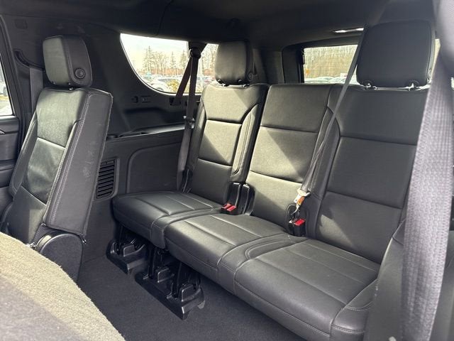2023 Chevrolet Suburban 4WD 4dr LT