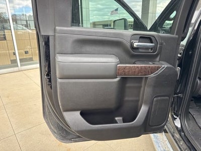 2022 GMC Sierra 3500HD 4WD Crew Cab 172 Denali