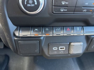 2023 GMC Sierra 1500 4WD Double Cab 147 Pro