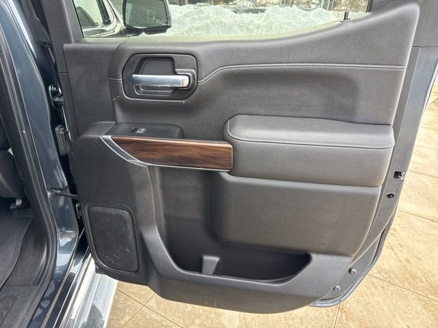 2021 GMC Sierra 1500 4WD Crew Cab 147 SLT