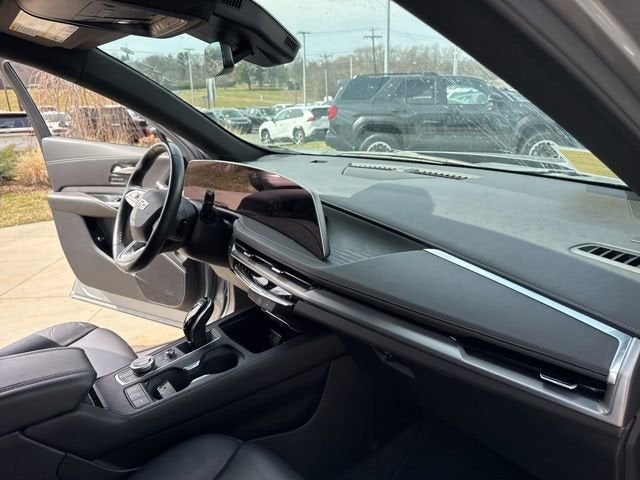 2025 Cadillac XT4 AWD 4dr Premium Luxury