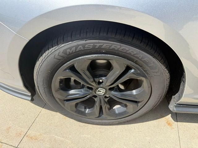 2024 Honda Accord LX CVT