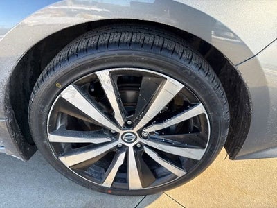 2022 Nissan Altima 2.0 SR Sedan
