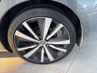 2022 Nissan Altima 2.0 SR Sedan