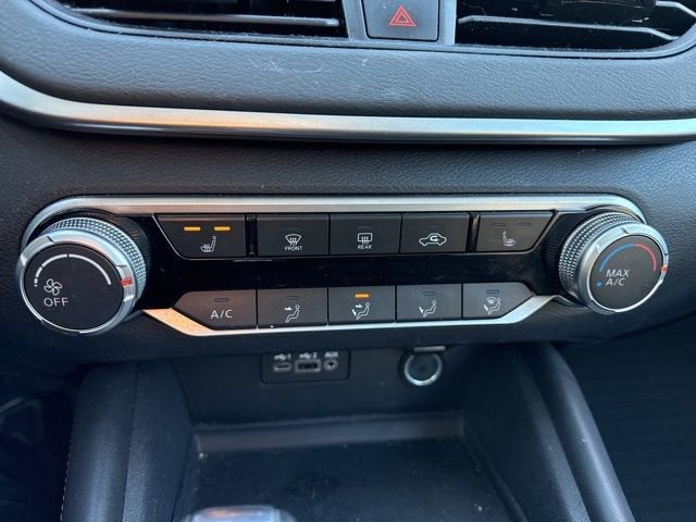 2022 Nissan Altima 2.0 SR Sedan