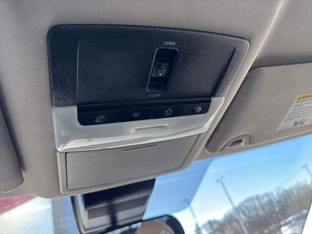 2022 Nissan Altima 2.0 SR Sedan