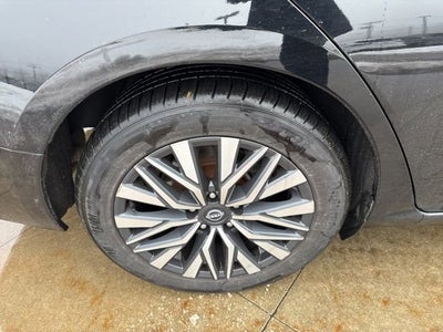 2024 Nissan Altima 2.5 SV Sedan