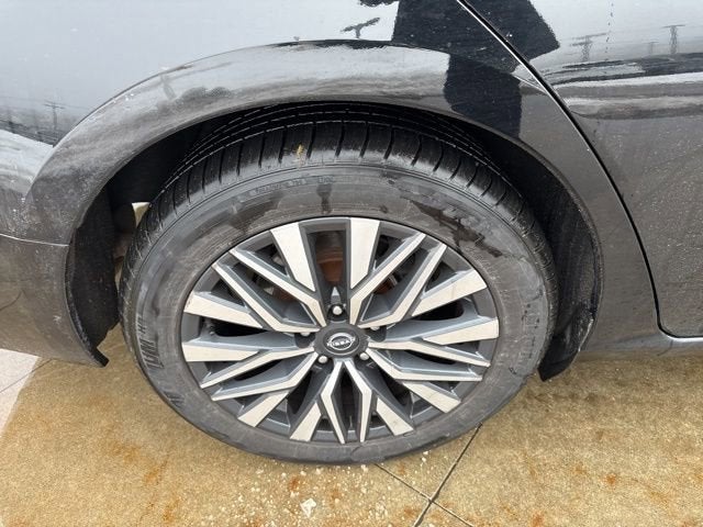 2024 Nissan Altima 2.5 SV Sedan