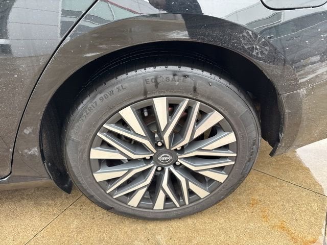 2024 Nissan Altima 2.5 SV Sedan