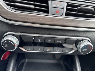 2024 Nissan Altima 2.5 SV Sedan