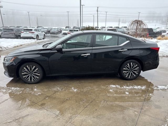 2024 Nissan Altima 2.5 SV Sedan