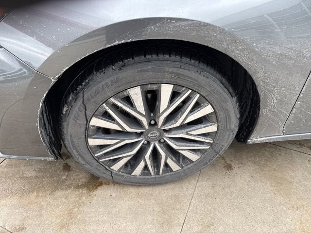 2024 Nissan Altima 2.5 SV Sedan