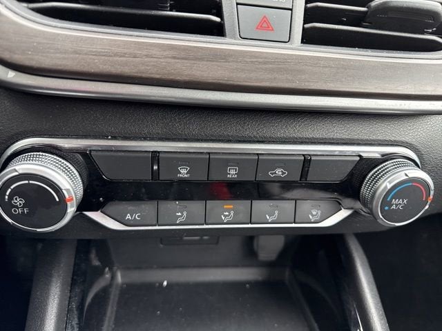 2024 Nissan Altima 2.5 SV Sedan