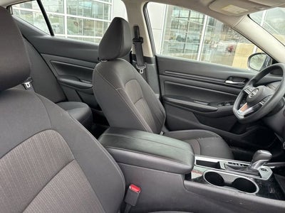 2024 Nissan Altima 2.5 SV Sedan