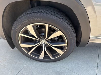 2025 Volkswagen Atlas Cross Sport 2.0T SEL Premium R-Line 4MOTION