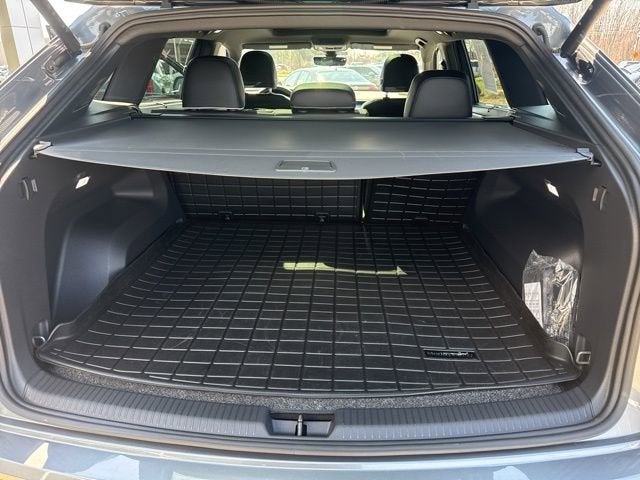 2025 Volkswagen Atlas Cross Sport 2.0T SEL Premium R-Line 4MOTION