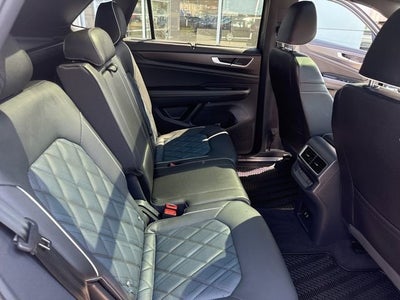 2025 Volkswagen Atlas Cross Sport 2.0T SEL Premium R-Line 4MOTION