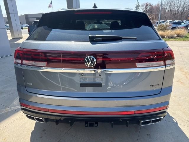 2025 Volkswagen Atlas Cross Sport 2.0T SEL Premium R-Line 4MOTION