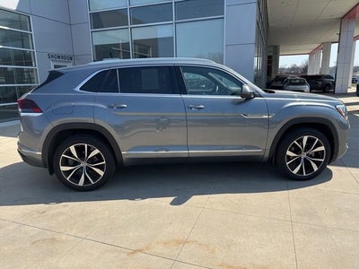 2025 Volkswagen Atlas Cross Sport 2.0T SEL Premium R-Line 4MOTION