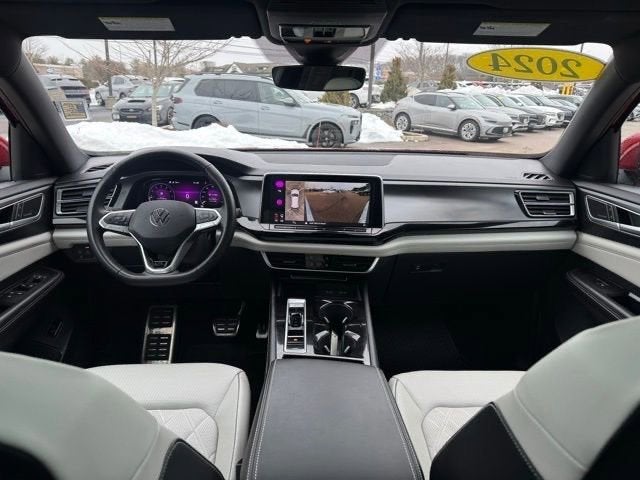 2024 Volkswagen Atlas Cross Sport 2.0T SEL Premium R-Line 4MOTION