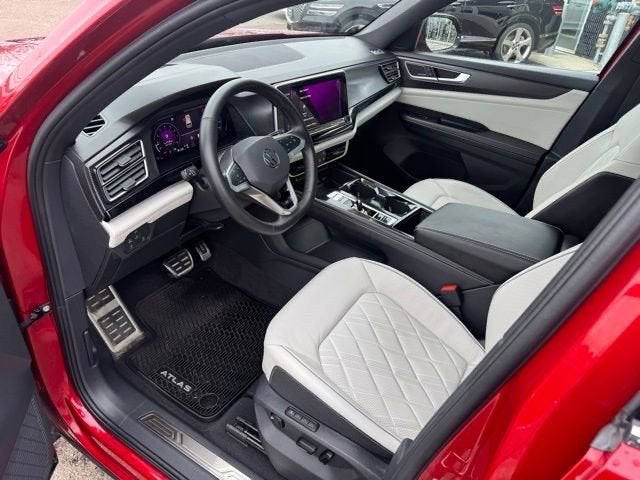 2024 Volkswagen Atlas Cross Sport 2.0T SEL Premium R-Line 4MOTION