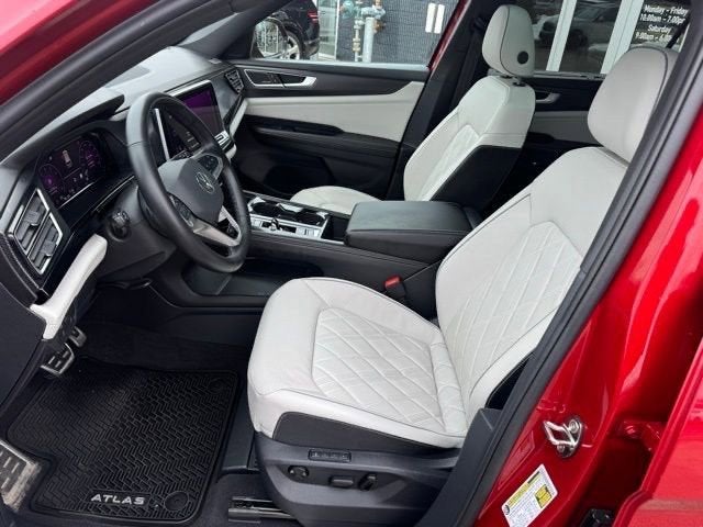2024 Volkswagen Atlas Cross Sport 2.0T SEL Premium R-Line 4MOTION