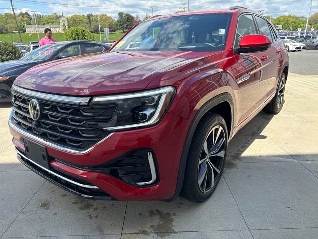 2024 Volkswagen Atlas Cross Sport 2.0T SEL Premium R-Line 4MOTION