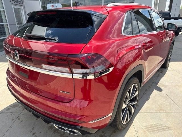 2024 Volkswagen Atlas Cross Sport 2.0T SEL Premium R-Line 4MOTION