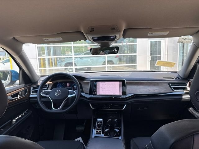 2026 Volkswagen Atlas 2.0T SE w/Technology 4MOTION