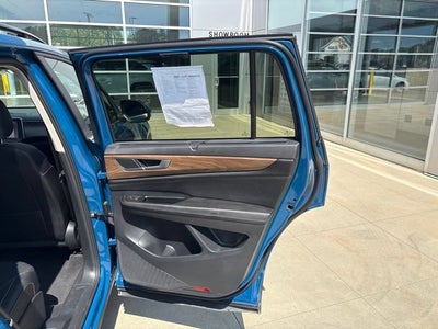 2026 Volkswagen Atlas 2.0T SE w/Technology 4MOTION