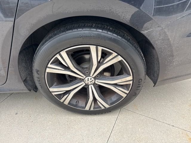 2022 Volkswagen Passat 2.0T SE Auto