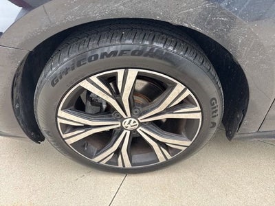 2022 Volkswagen Passat 2.0T SE Auto