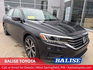 2022 Volkswagen Passat 2.0T SE Auto
