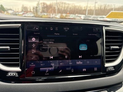 2023 Chrysler Pacifica Touring L FWD