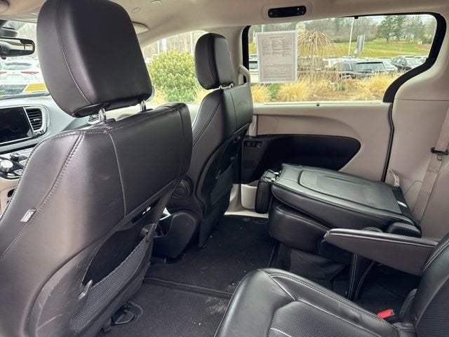 2023 Chrysler Pacifica Touring L FWD