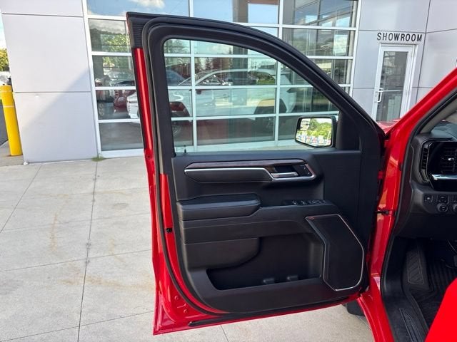 2025 Chevrolet Silverado 1500 4WD Crew Cab 147 LT w/1LT
