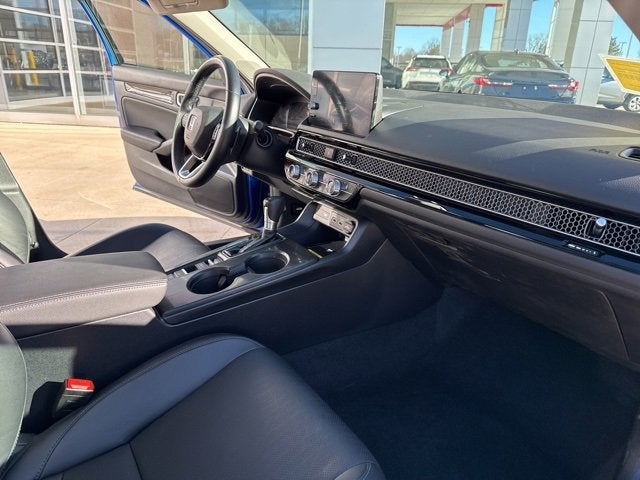 2022 Honda Civic Touring CVT