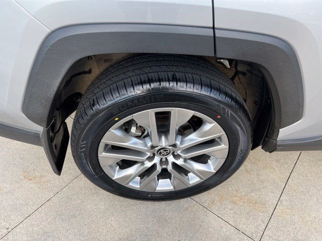 2021 Toyota RAV4 XLE Premium AWD