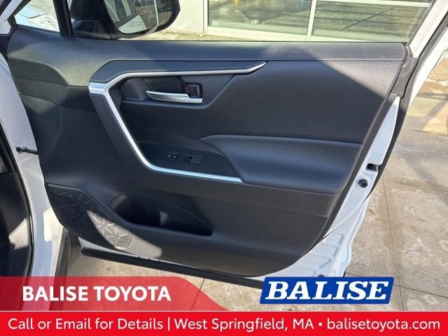 2025 Toyota RAV4 XLE Premium AWD