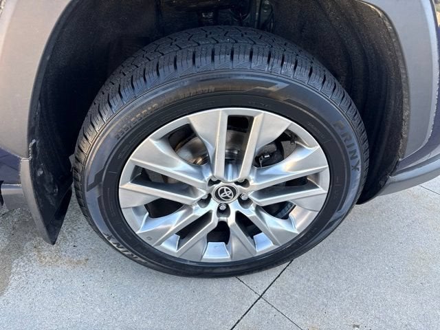 2023 Toyota RAV4 XLE Premium AWD