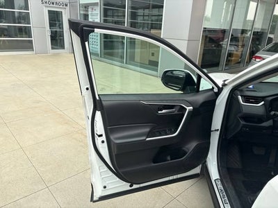 2024 Toyota RAV4 XLE Premium FWD