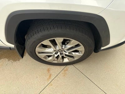 2024 Toyota RAV4 XLE Premium FWD