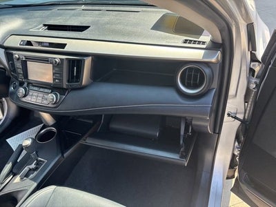 2015 Toyota RAV4 AWD 4dr Limited